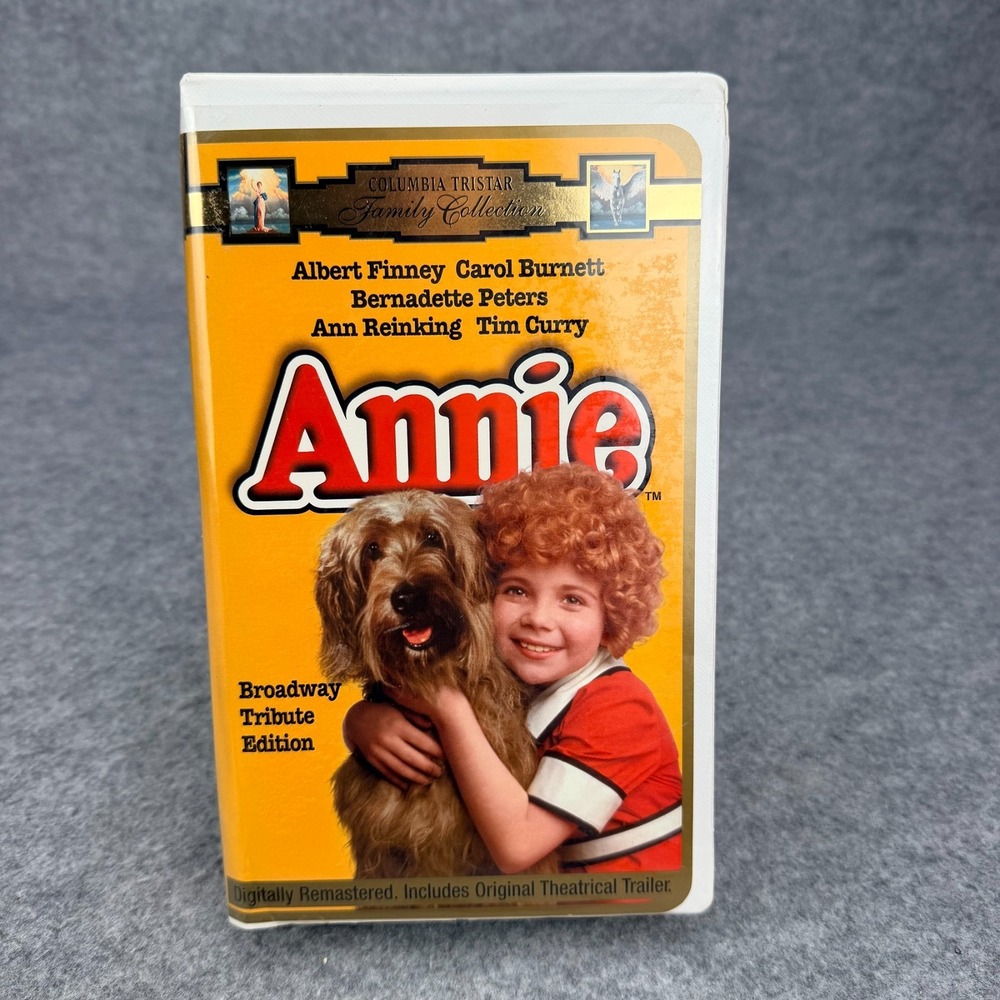 Columbia TriStar Home Video Annie VHS NTSC (1982) PG Broadway Tribute Finney